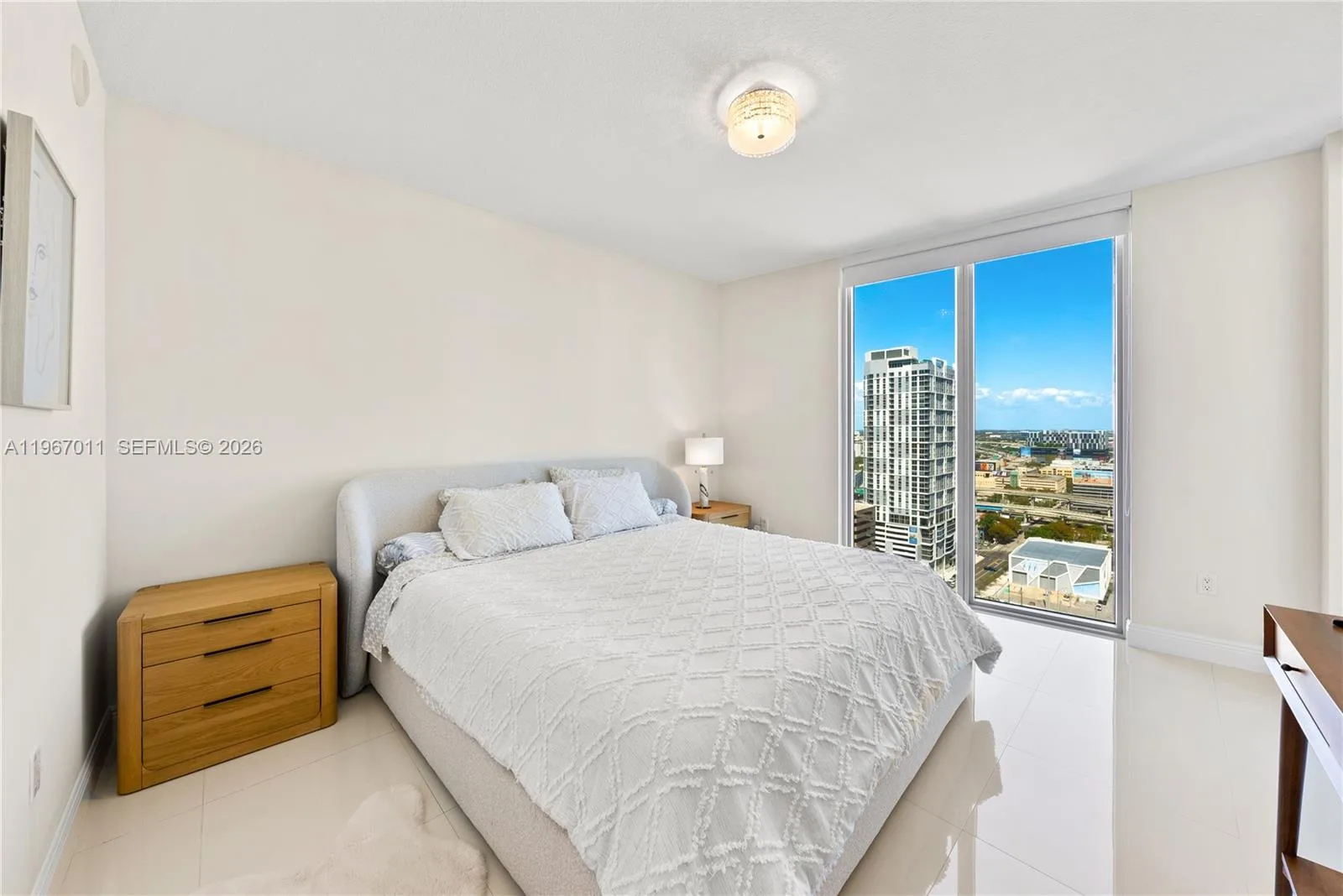 185 SW 7th St # 2611, Miami, FL 33130 photo 13