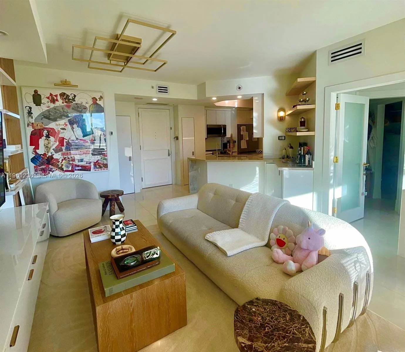 888 Brickell Key Dr # 802, Miami, FL 33131
