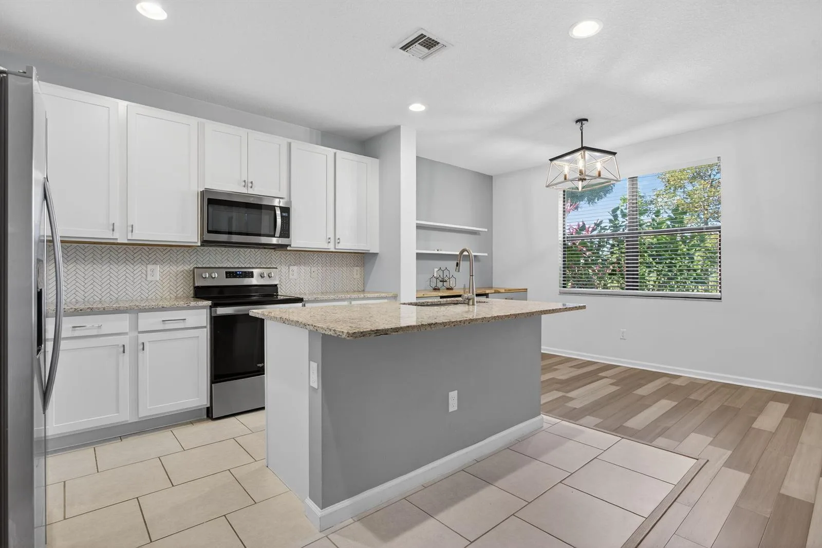 325 NW 33rd Lane, Pompano Beach, FL 33069 photo 10