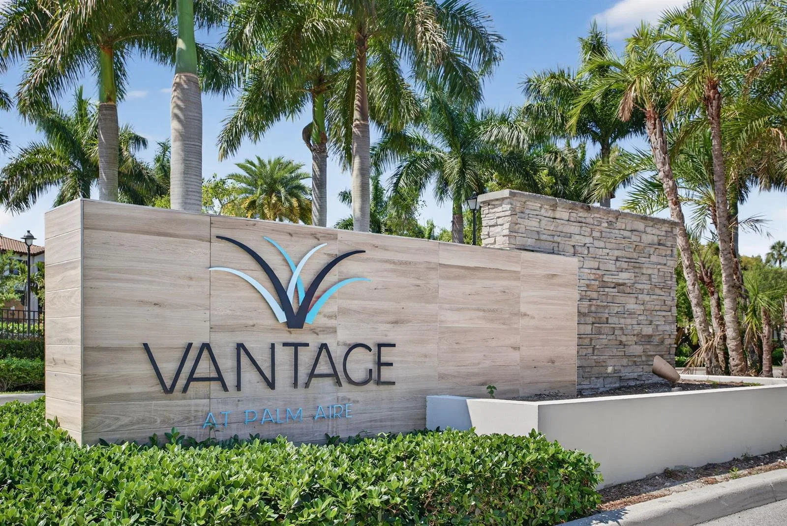 325 NW 33rd Lane, Pompano Beach, FL 33069 photo 4
