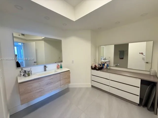 4779 Collins Ave # 2506, Miami Beach, FL 33140 photo 12