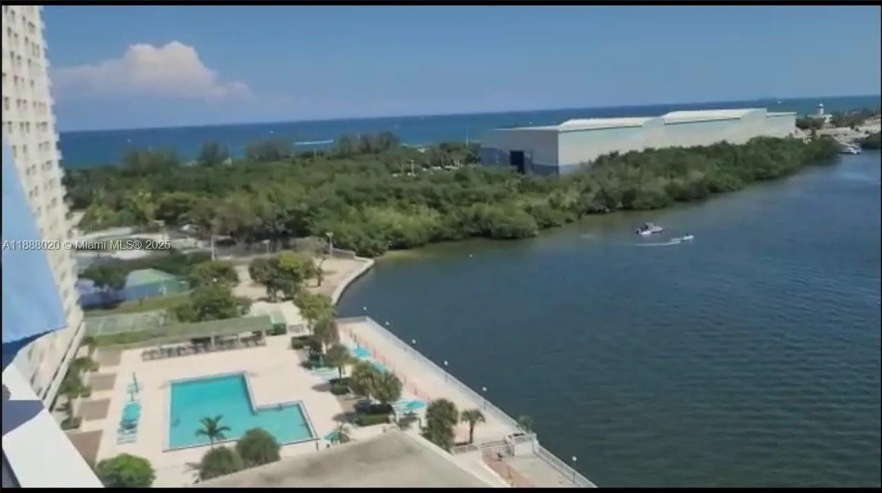 500 Bayview Dr # 1230, Sunny Isles Beach, FL 33160 photo 2