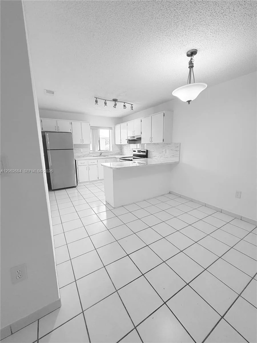 6278 W 22nd Ct # 20, Hialeah, FL 33016 photo 5