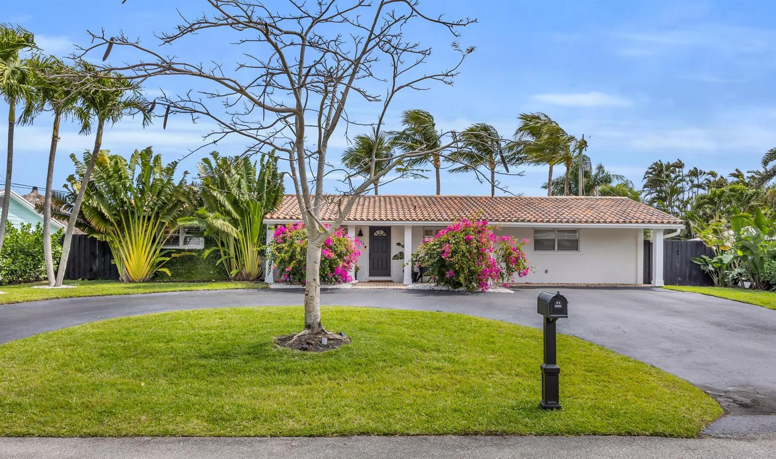 366 ELM Avenue, Tequesta, FL 33469