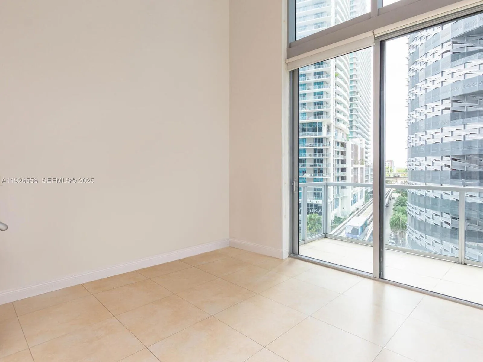 1050 Brickell Ave # 606, Miami, FL 33131 photo 8
