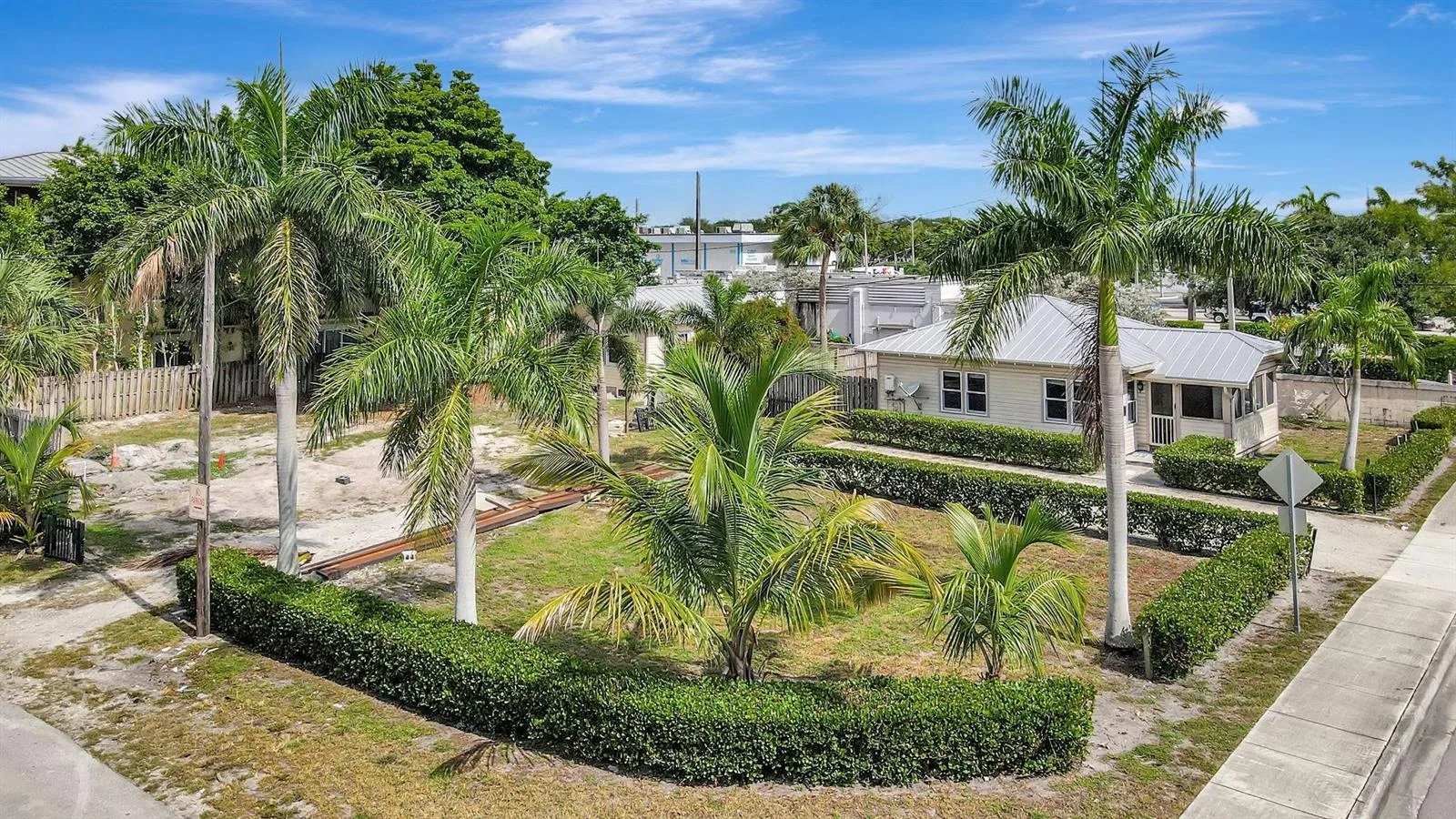 11 SW 11th Avenue, Fort Lauderdale, FL 33312