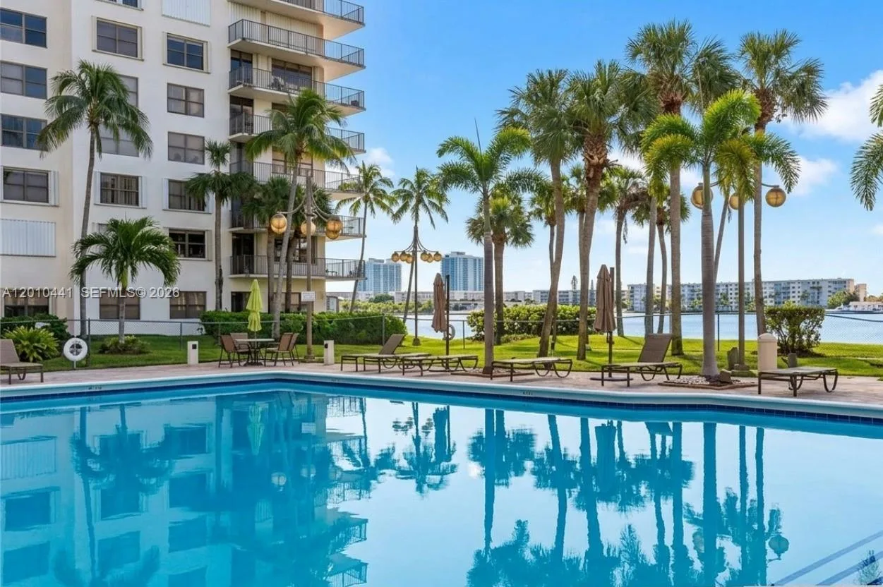 18151 NE 31st Ct # 1417, Aventura, FL 33160 photo 10
