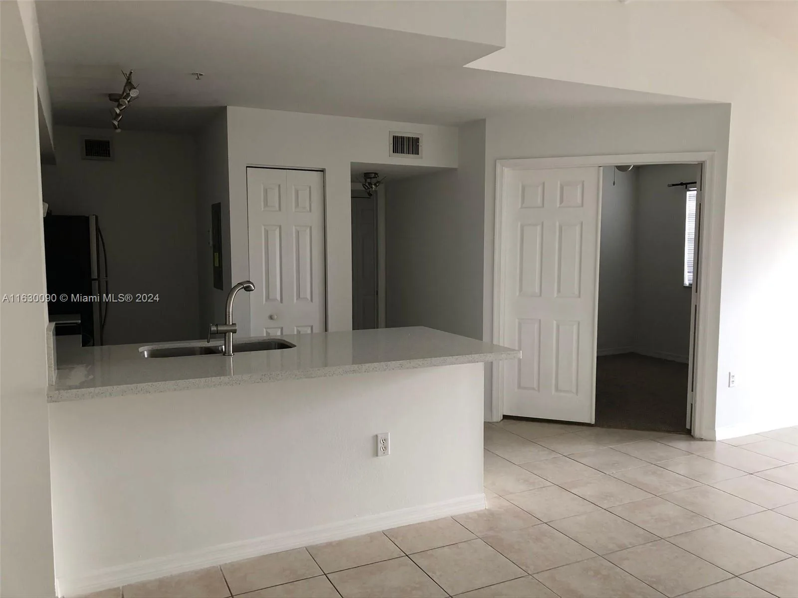 720 SW 111th Ave # 307, Pembroke Pines, FL 33025 photo 3