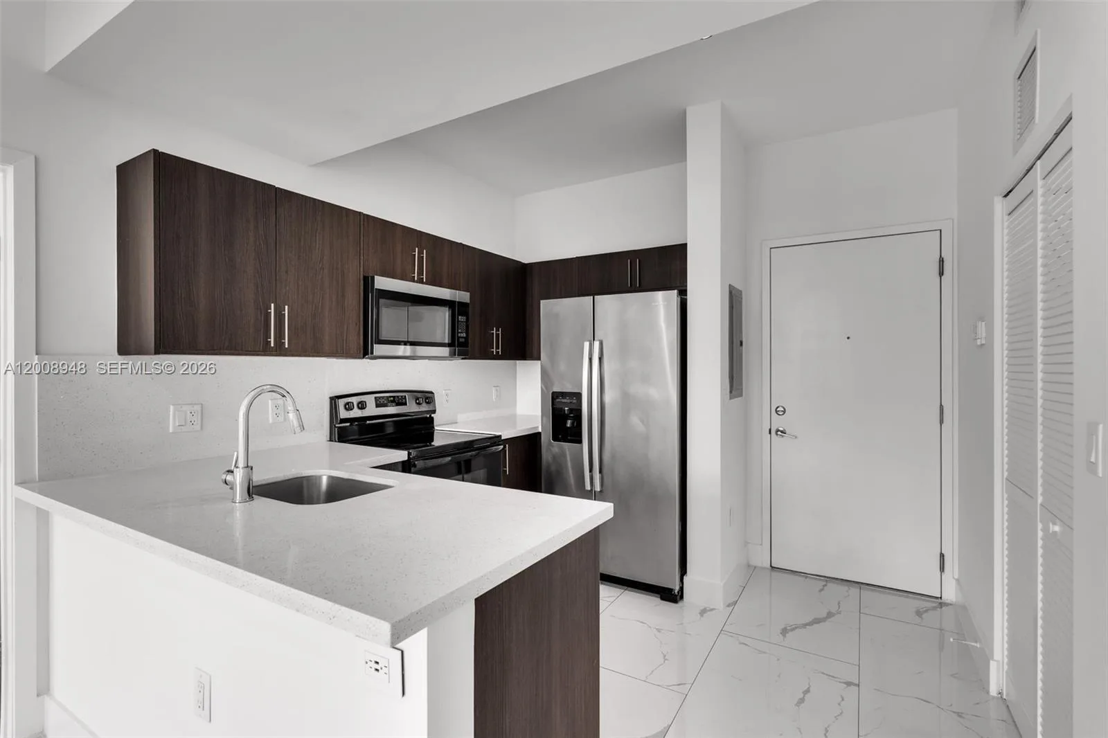 1 Curtiss Pkwy # 219, Miami Springs, FL 33166 photo 2