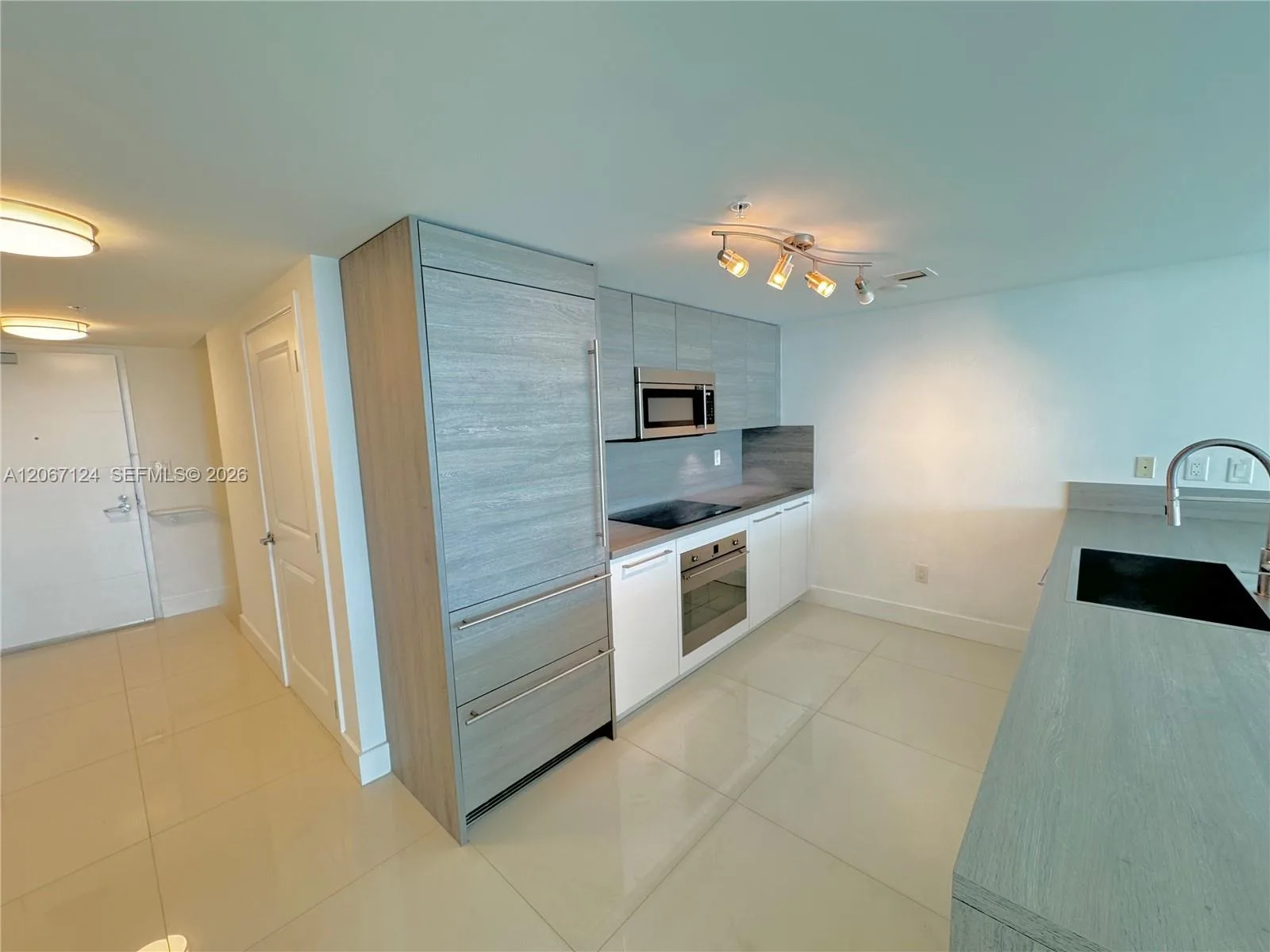 400 Sunny Isles Blvd # 1221, Sunny Isles Beach, FL 33160 photo 6