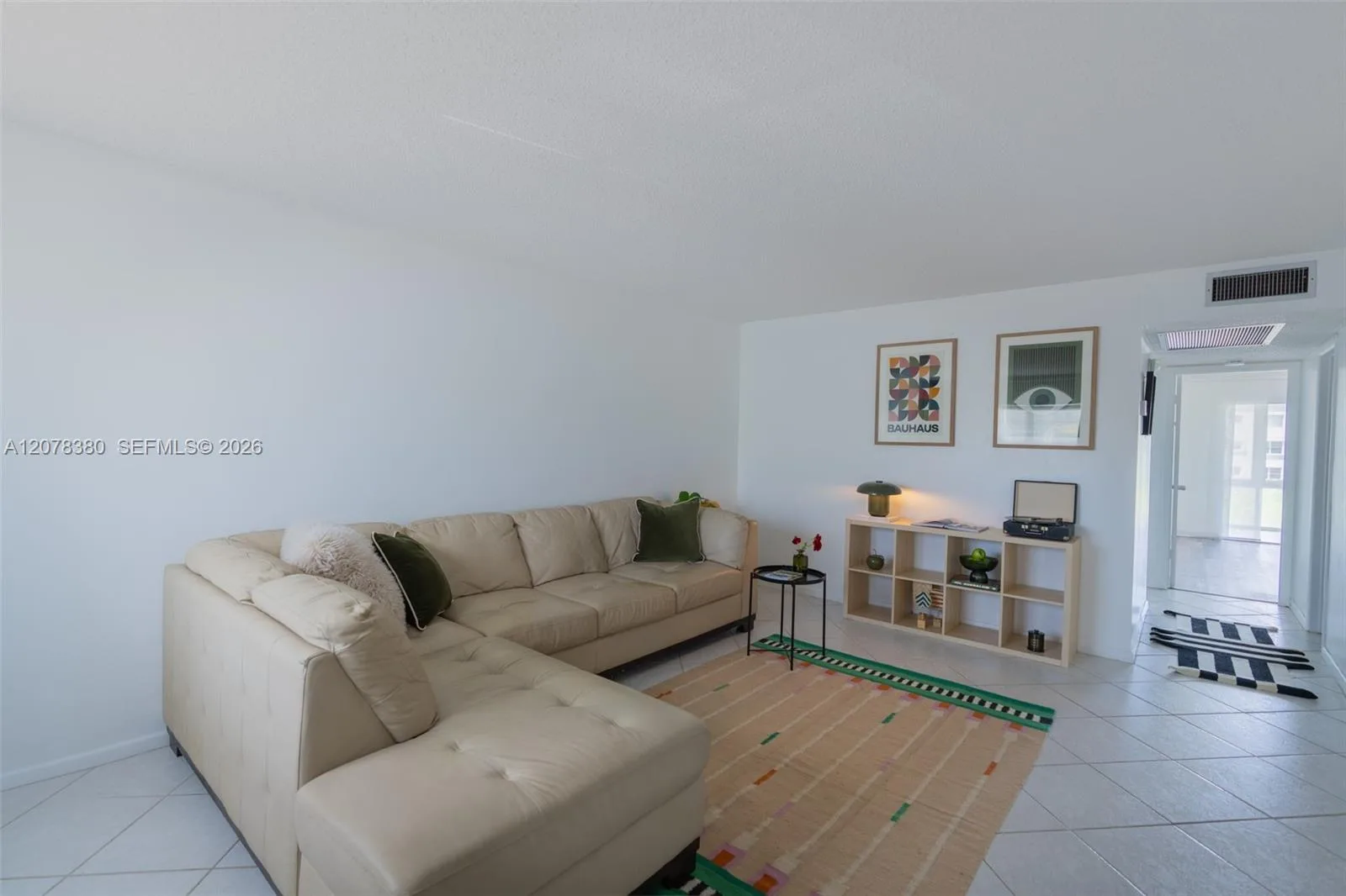 2052 E Harwood E # 2052, Deerfield Beach, FL 33442