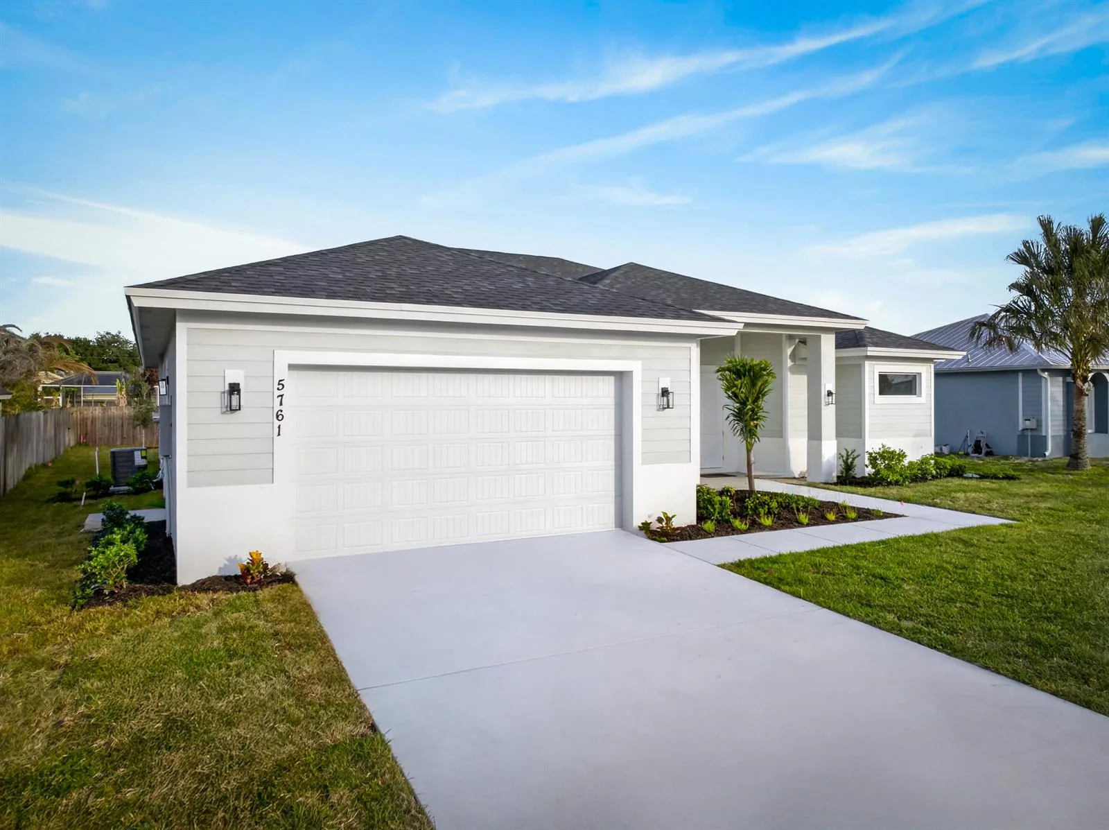 5761 NW Cone Street, Port St. Lucie, FL 34986