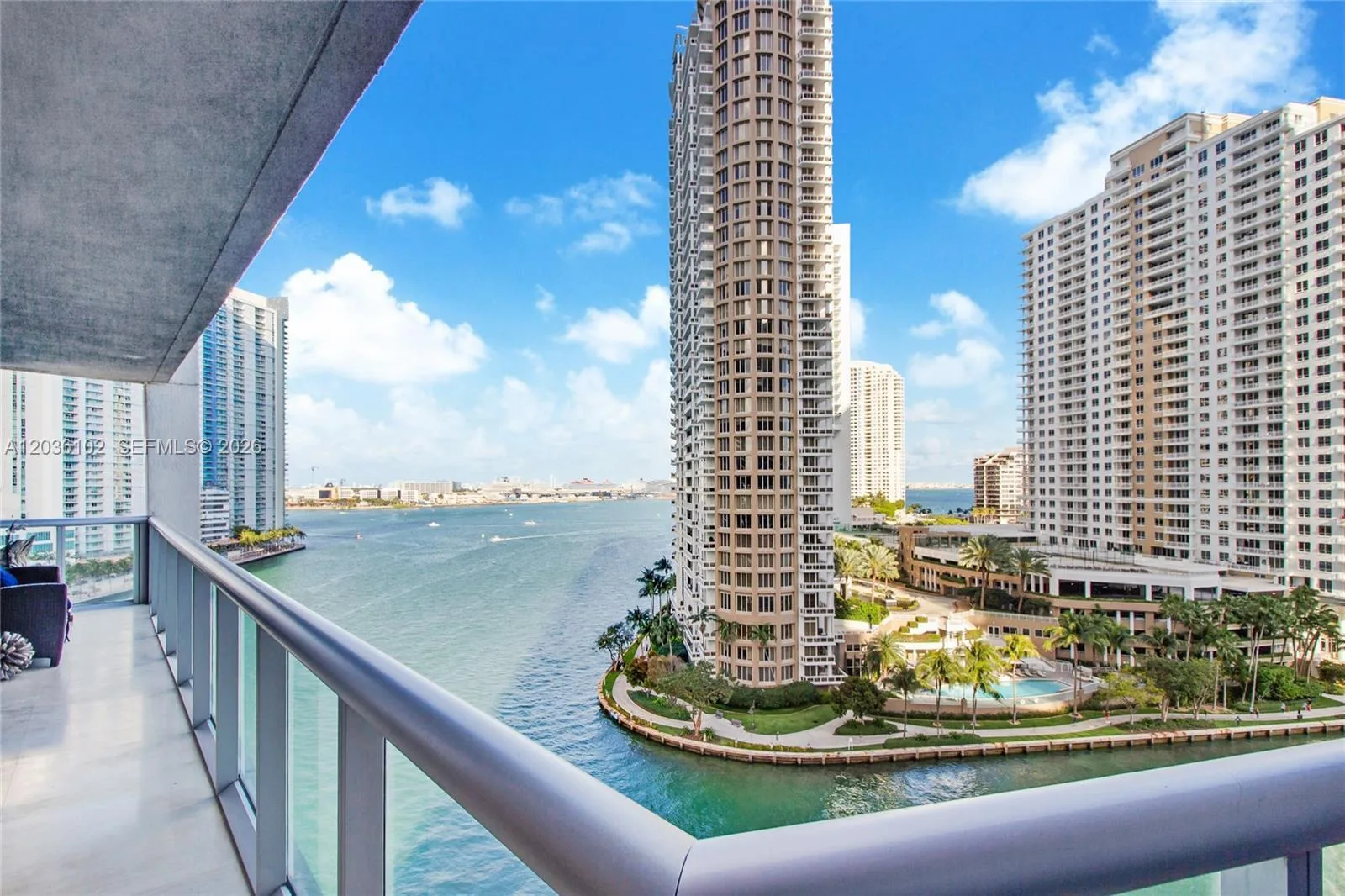 465 Brickell Ave # 1101, Miami, FL 33131 photo 2