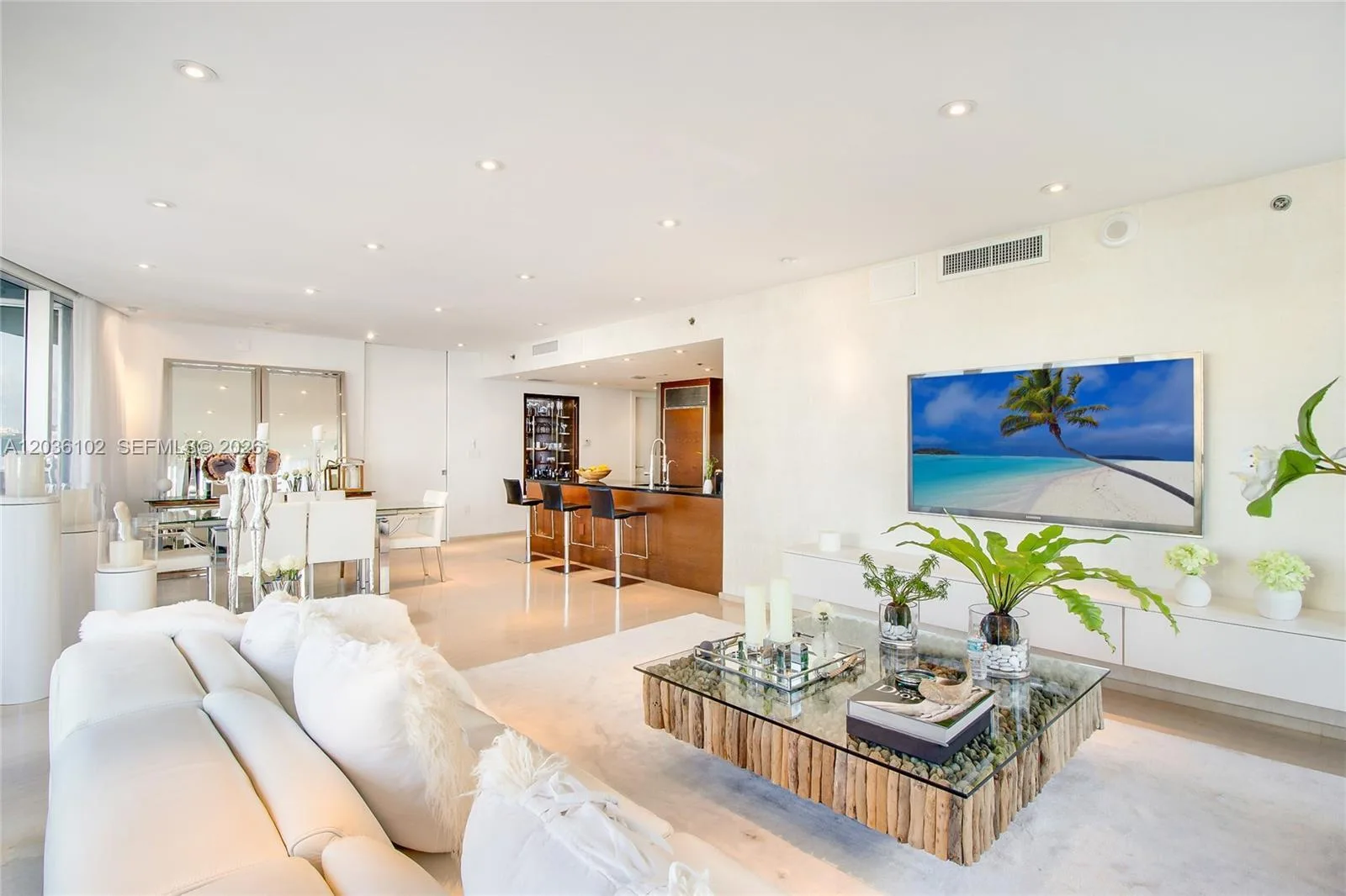 465 Brickell Ave # 1101, Miami, FL 33131 photo 9