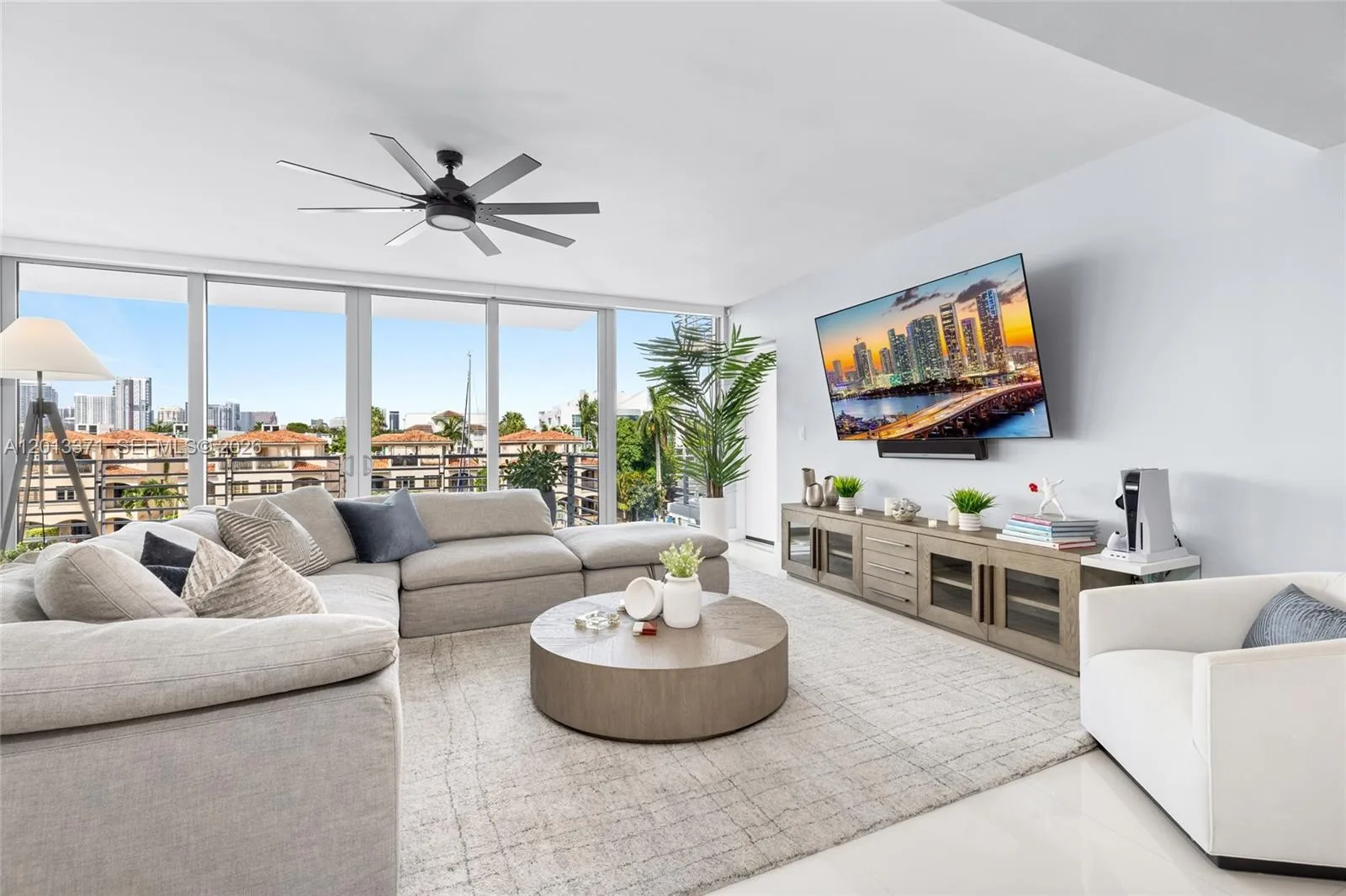133 Isle Of Venice Dr # 4B, Fort Lauderdale, FL 33301 photo 3