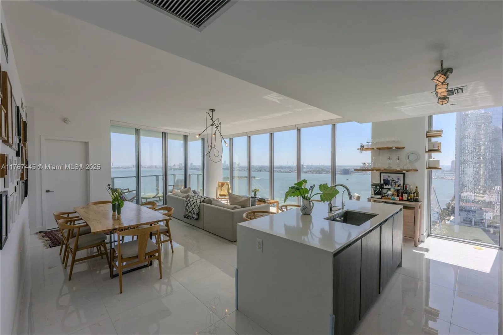 2900 NE 7th Ave # 2407, Miami, FL 33137