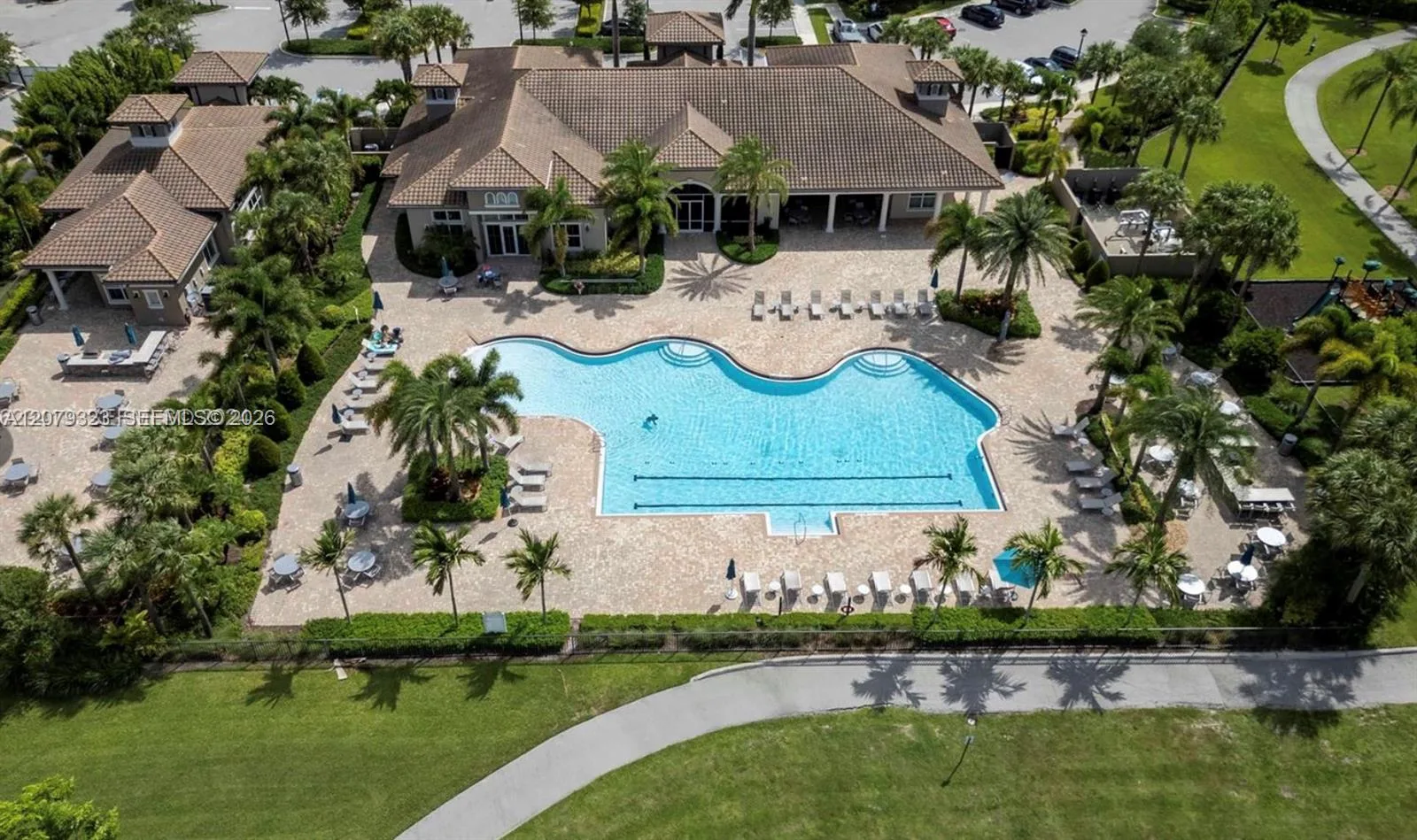 1240 Eucalyptus Dr # 2, Hollywood, FL 33021