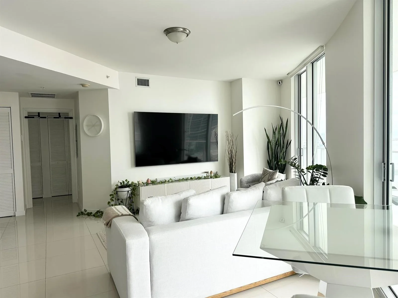 300 S BISCAYNE Boulevard # T-2208, Miami, FL 33131 photo 5