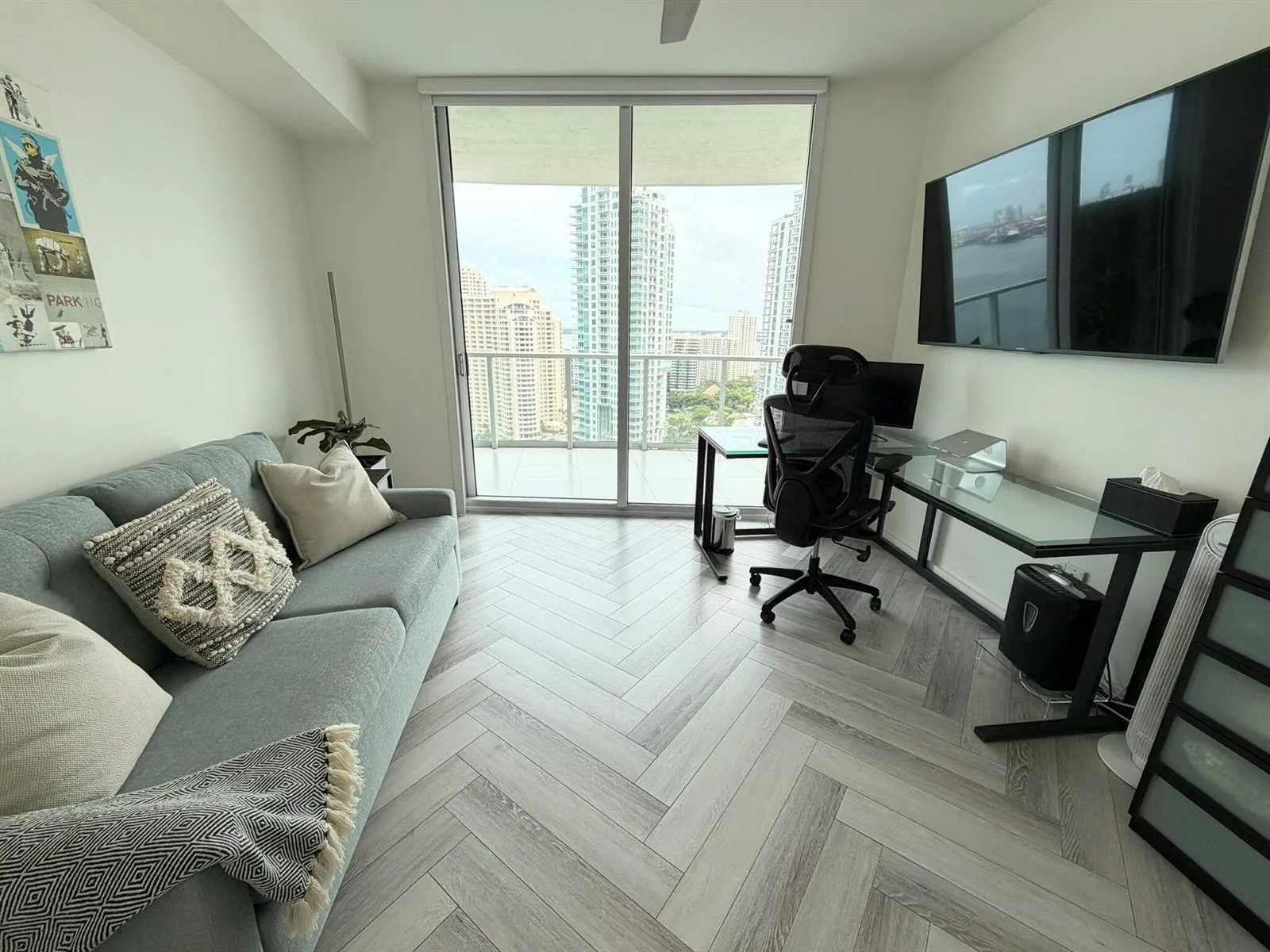 300 S BISCAYNE Boulevard # T-2208, Miami, FL 33131 photo 9