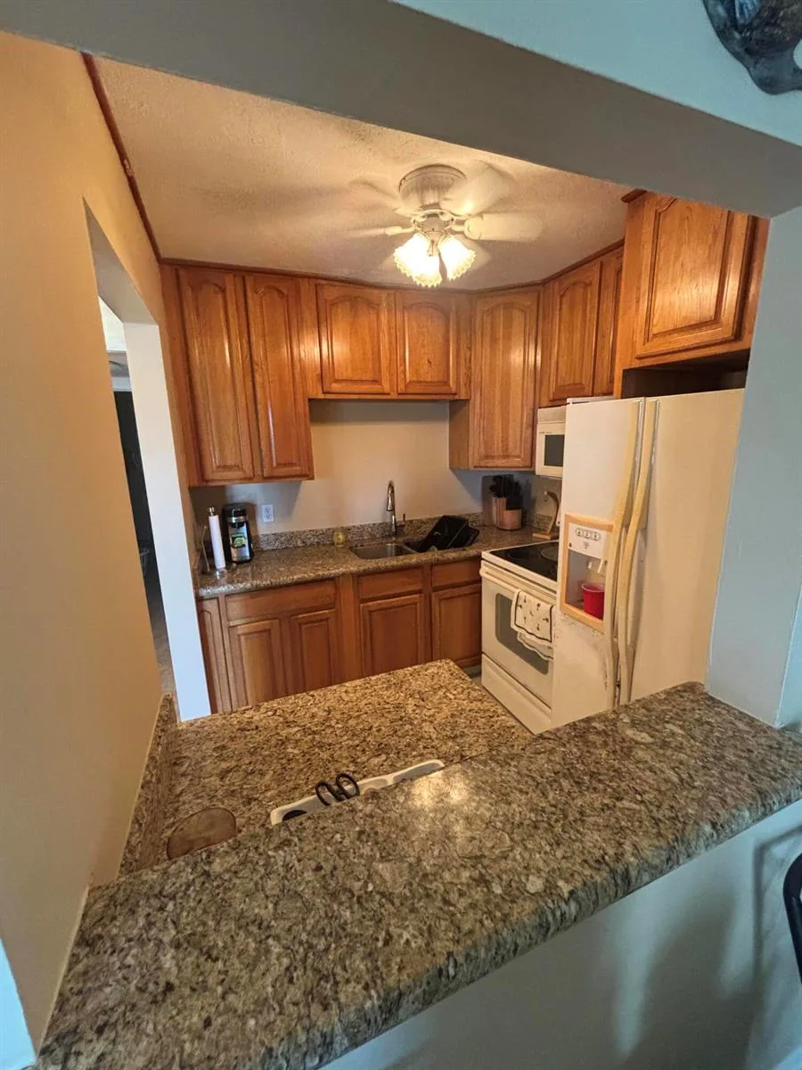 170 Horizons E # 110, Boynton Beach, FL 33435 photo 7