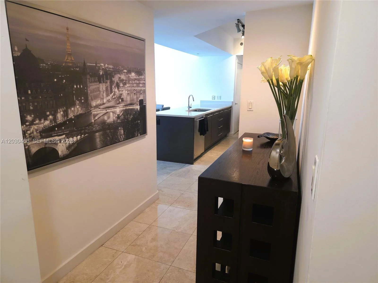 500 Brickell Ave # 3105, Miami, FL 33131