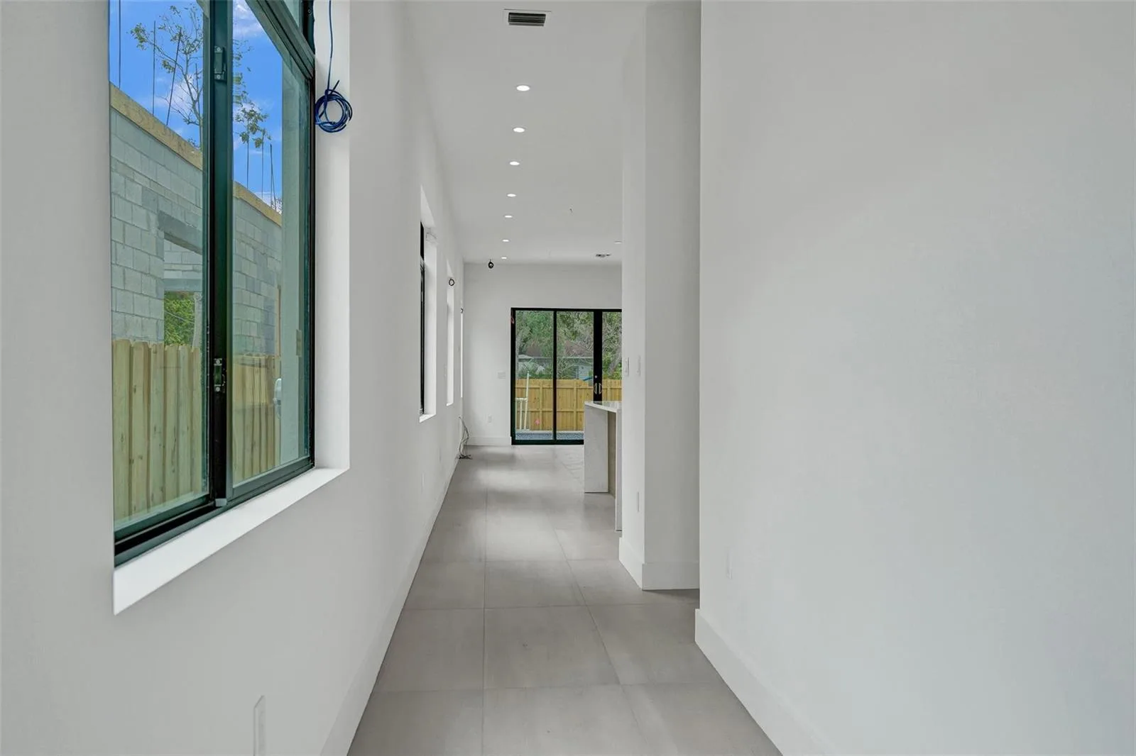 606 SW 7TH Avenue, Fort Lauderdale, FL 33315 photo 4