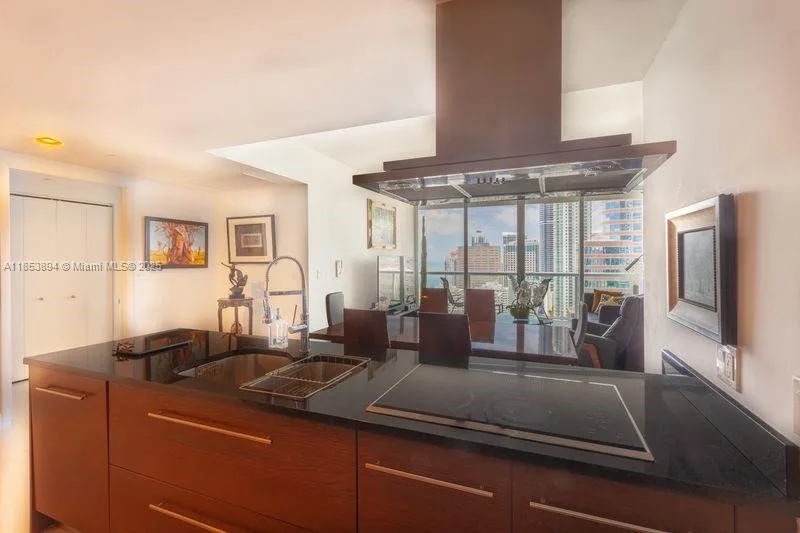495 Brickell Ave # 2911, Miami, FL 33131 photo 10