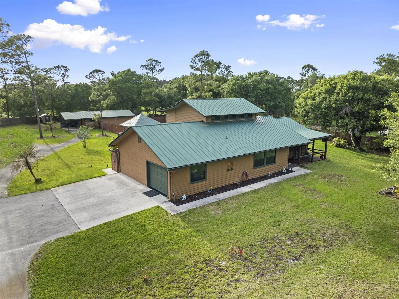 2725 Twin Oaks Trail, Fort Pierce, FL 34945 photo 7