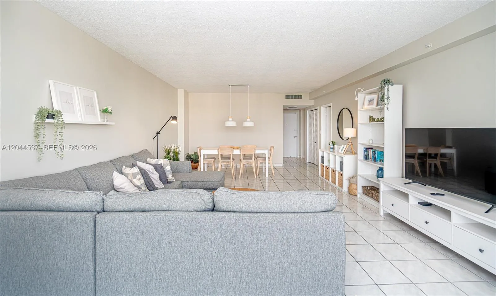 5601 Collins Ave # 1517, Miami Beach, FL 33140 photo 12