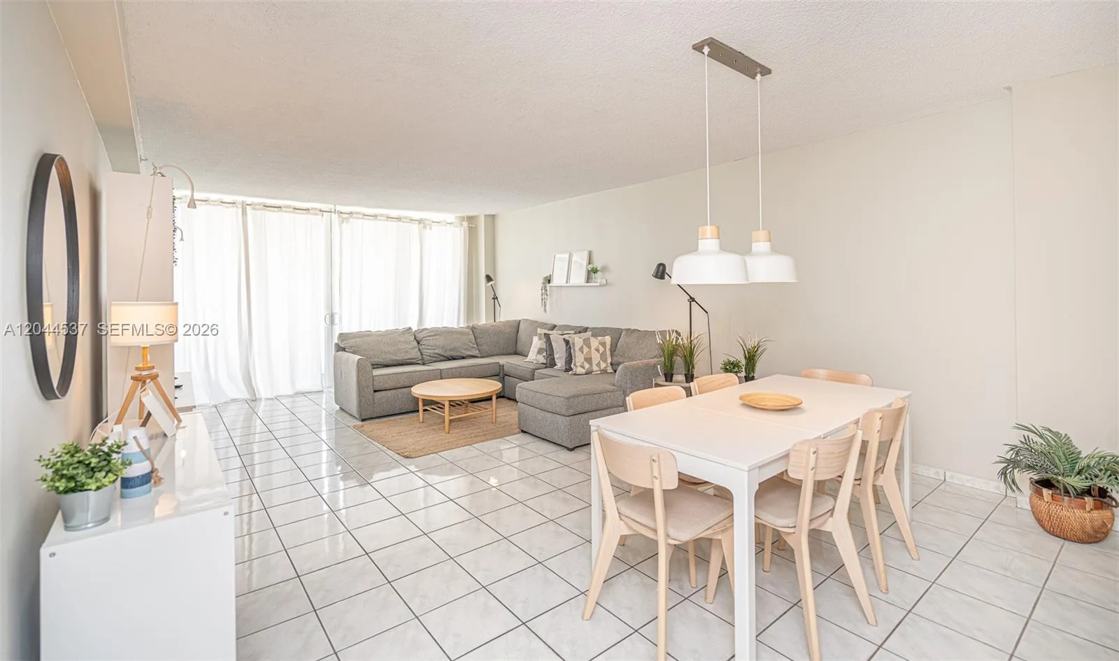 5601 Collins Ave # 1517, Miami Beach, FL 33140 photo 3