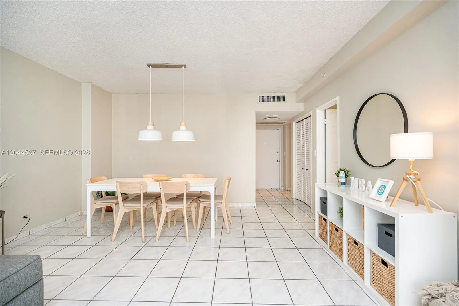 5601 Collins Ave # 1517, Miami Beach, FL 33140 photo 4