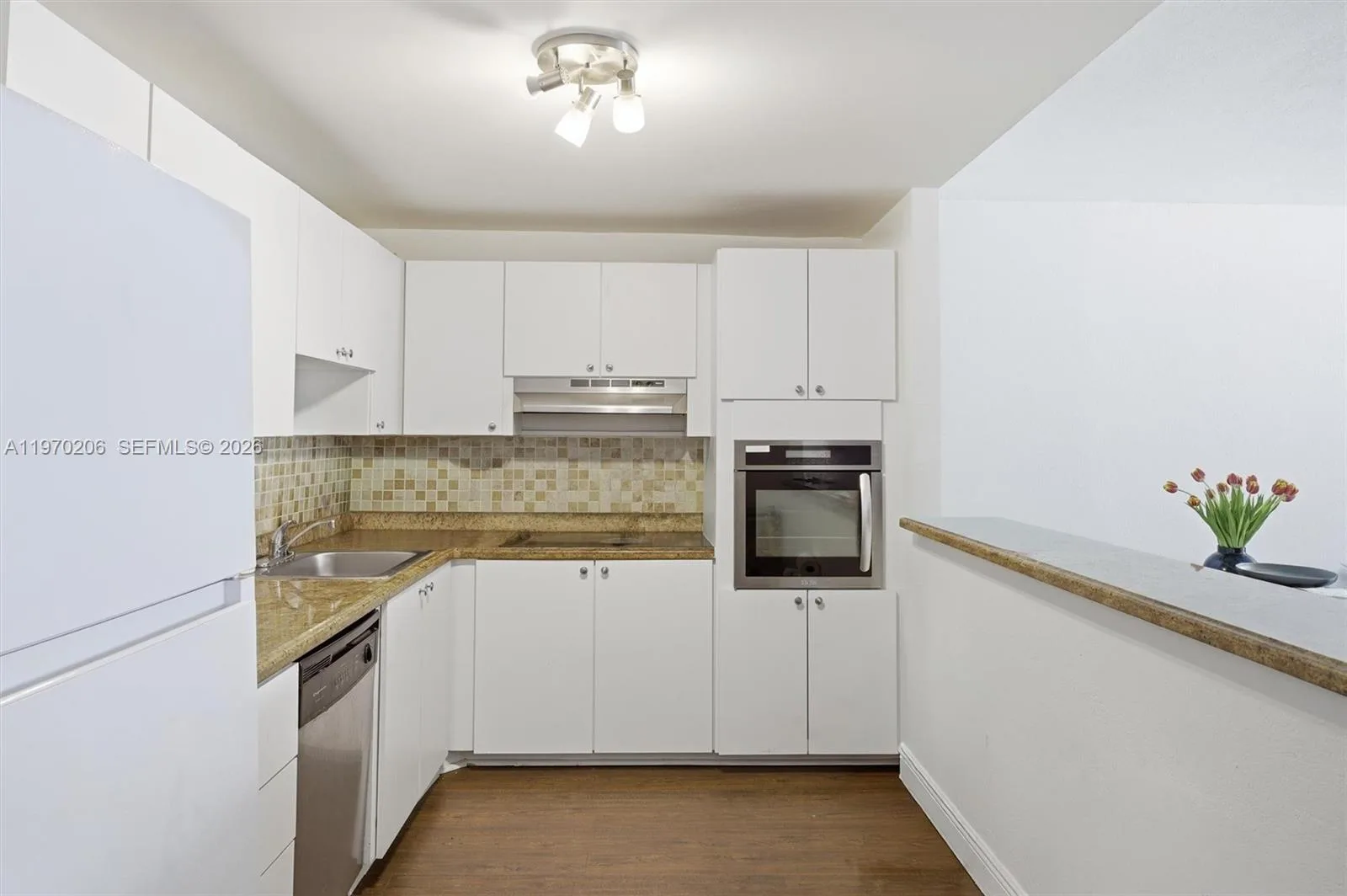 19390 Collins Ave # 120, Sunny Isles Beach, FL 33160 photo 7