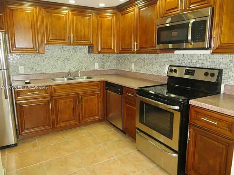 2025 NE 164th St # 312, North Miami Beach, FL 33162
