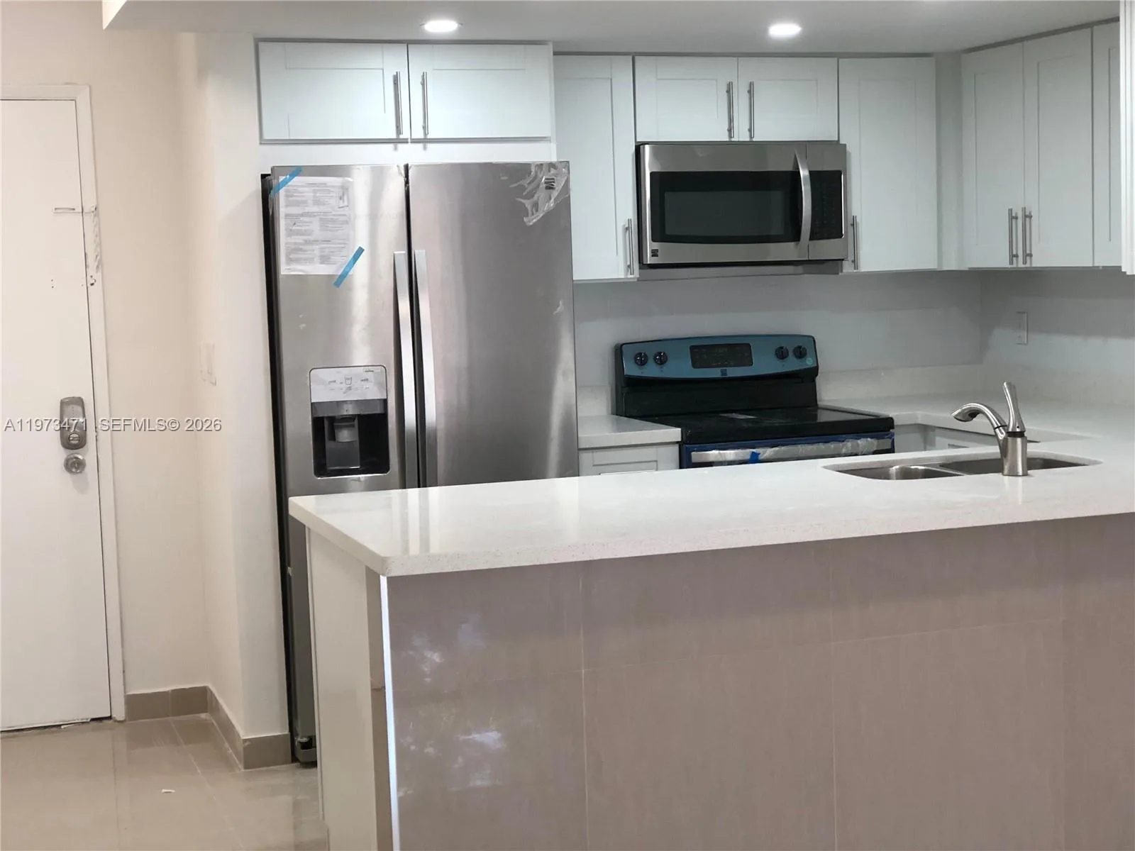 8883 Fontainebleau Blvd # 101-A, Miami, FL 33172