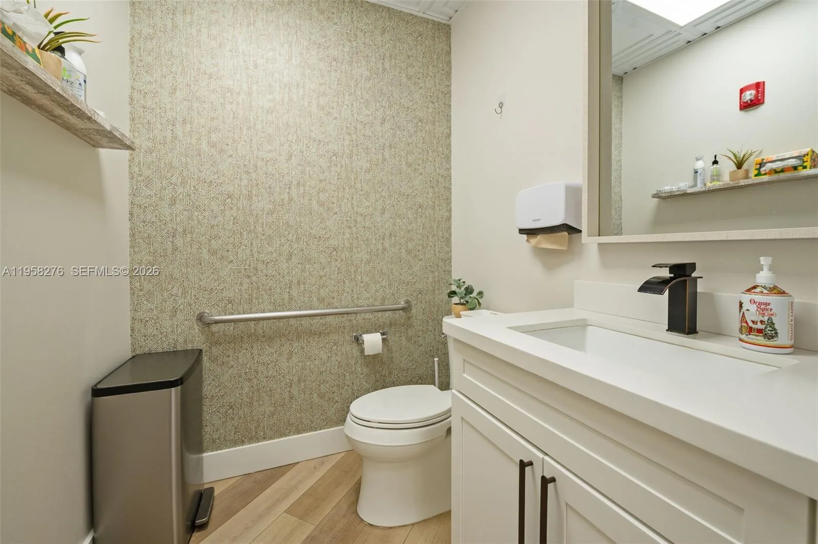 200 S Andrews Ave # 102, Fort Lauderdale, FL 33301 photo 12
