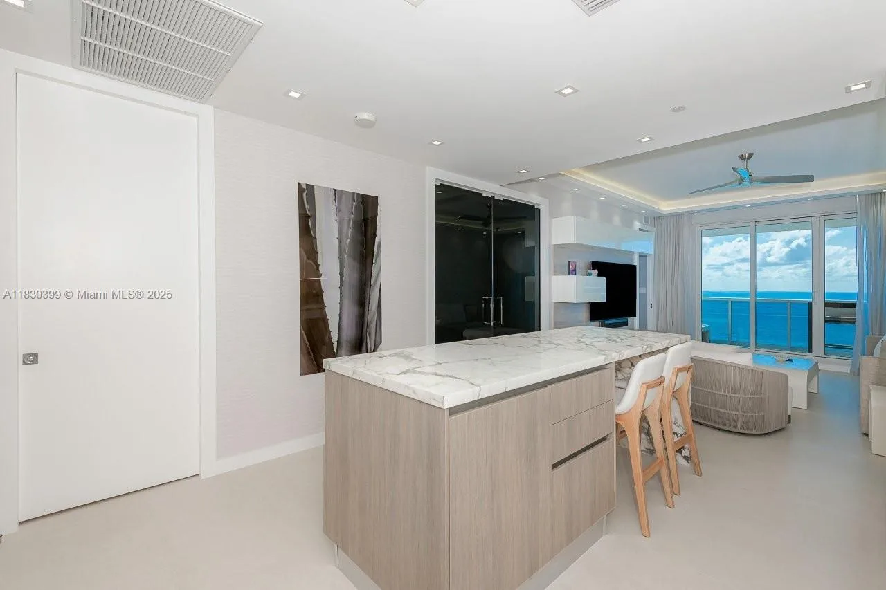 2301 Collins Ave # PH20, Miami Beach, FL 33139 photo 11