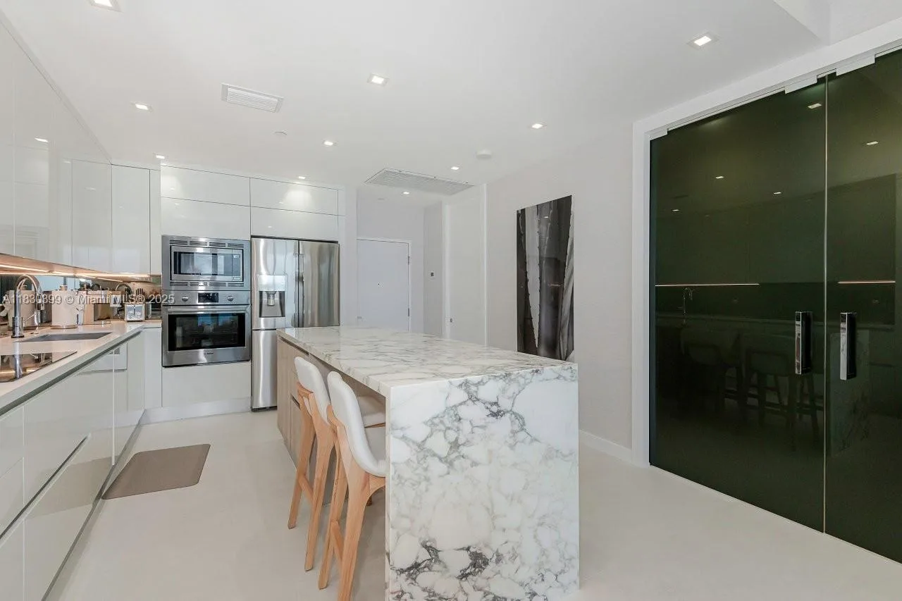 2301 Collins Ave # PH20, Miami Beach, FL 33139 photo 8