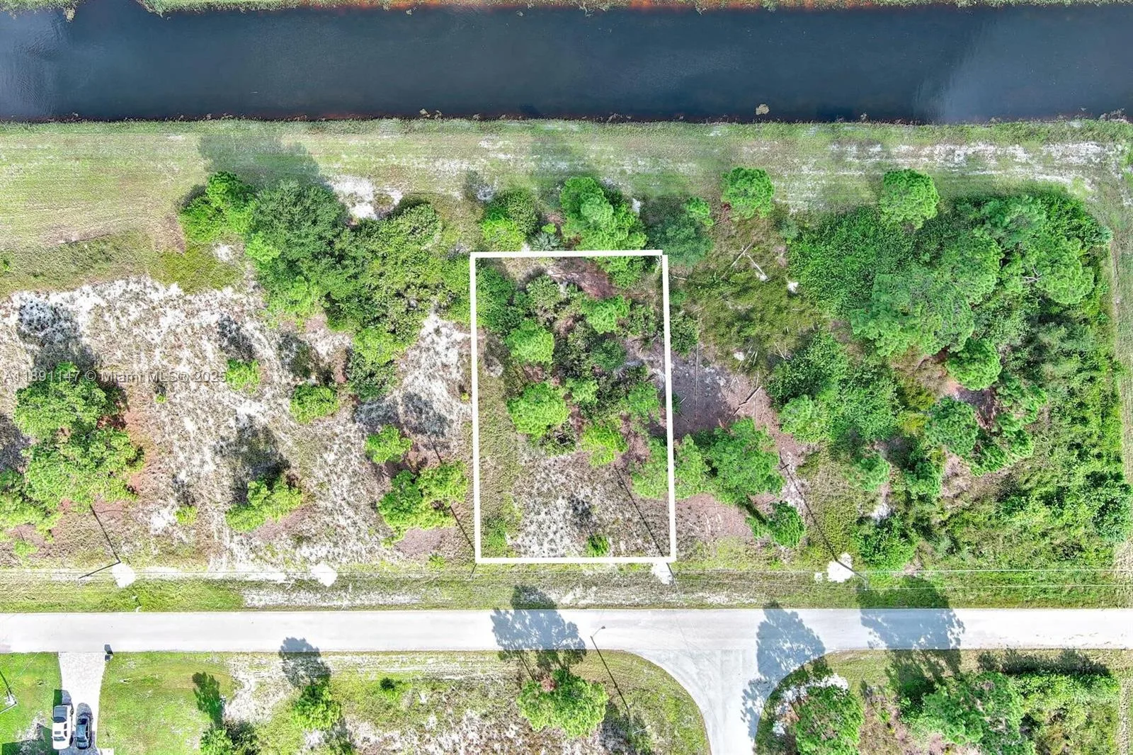 745 Troy Ave, Lehigh Acres, FL 33974 photo 2