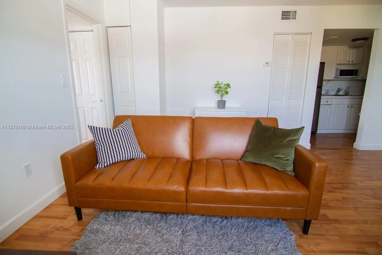 753 Michigan Ave # 3D, Miami Beach, FL 33139 photo 5