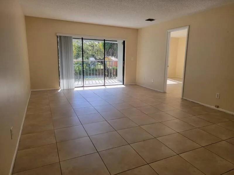 2516 S 19th Street # 208, Fort Pierce, FL 34982 photo 11