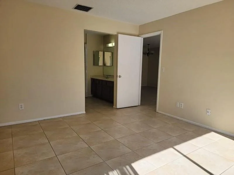 2516 S 19th Street # 208, Fort Pierce, FL 34982 photo 13