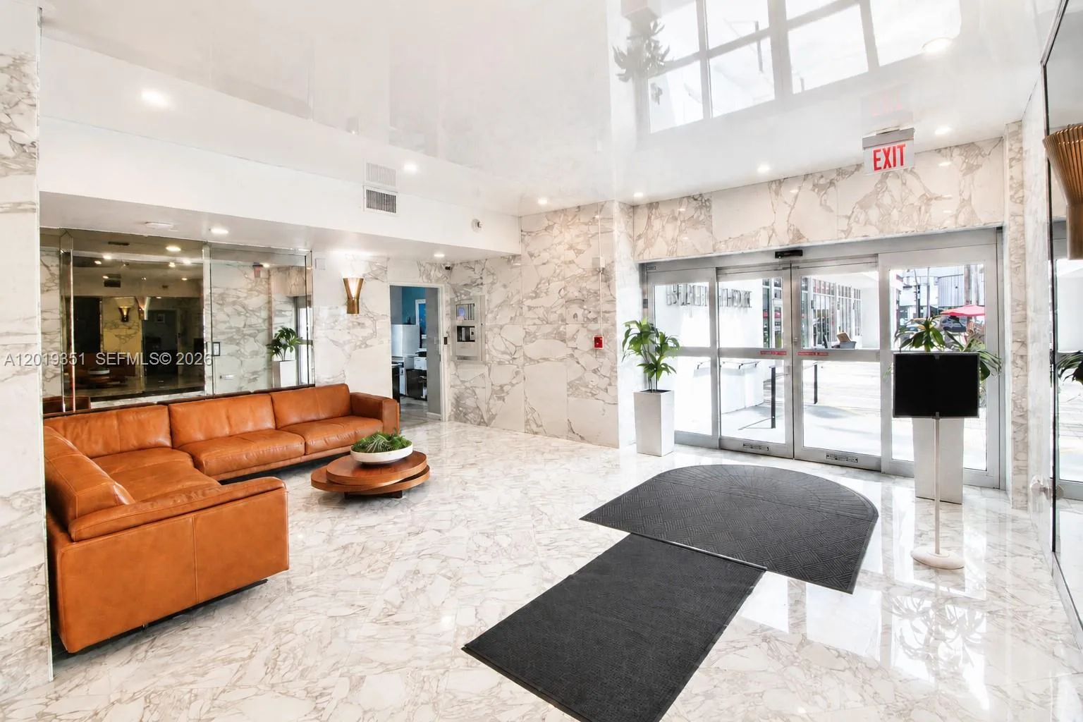 7135 Collins Ave # 912, Miami Beach, FL 33141 photo 4