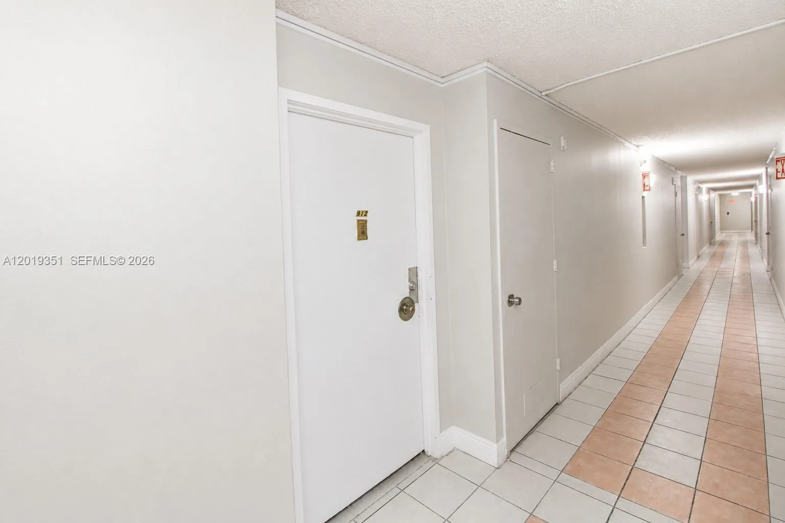 7135 Collins Ave # 912, Miami Beach, FL 33141 photo 7