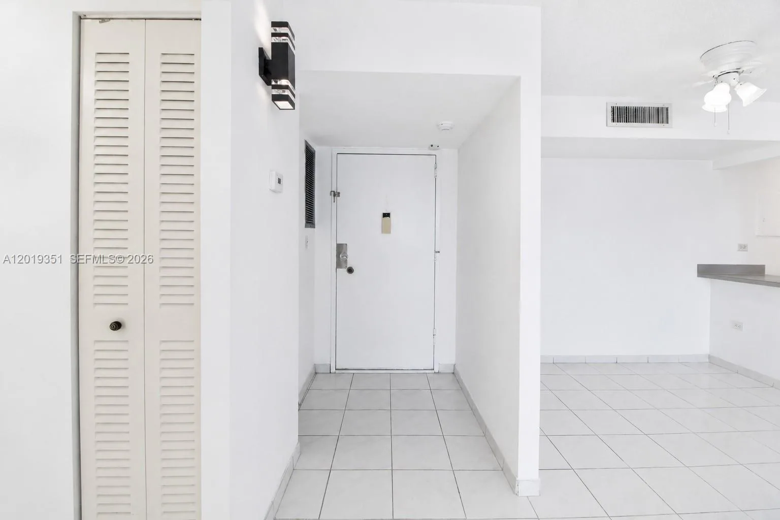 7135 Collins Ave # 912, Miami Beach, FL 33141 photo 8