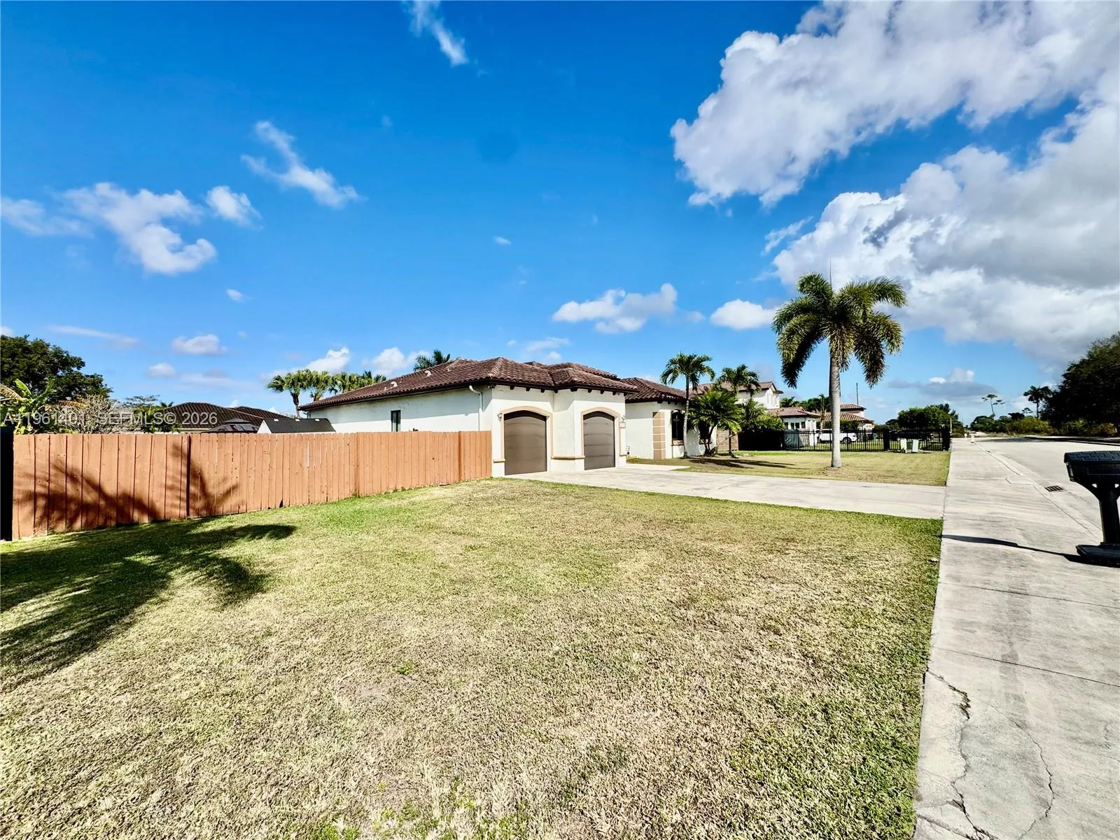 20449 SW 328th St, Homestead, FL 33030 photo 4