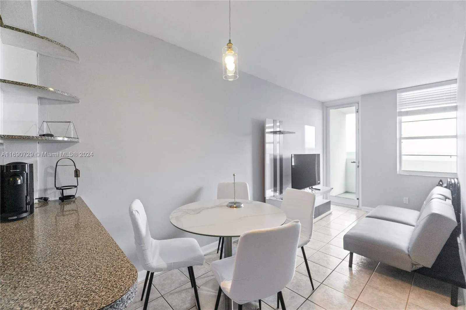 100 Lincoln Rd # 1019, Miami Beach, FL 33139 photo 4