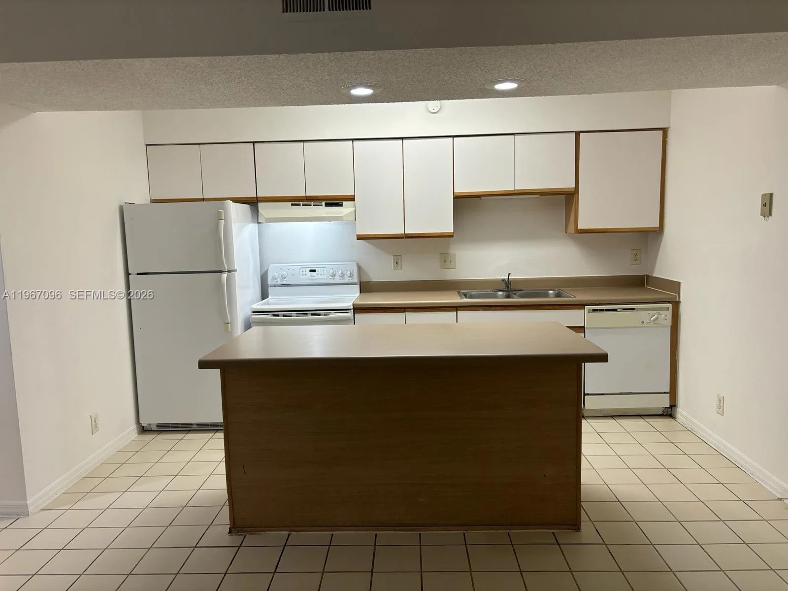 3985 W Mcnab Rd # A302, Pompano Beach, FL 33069 photo 3