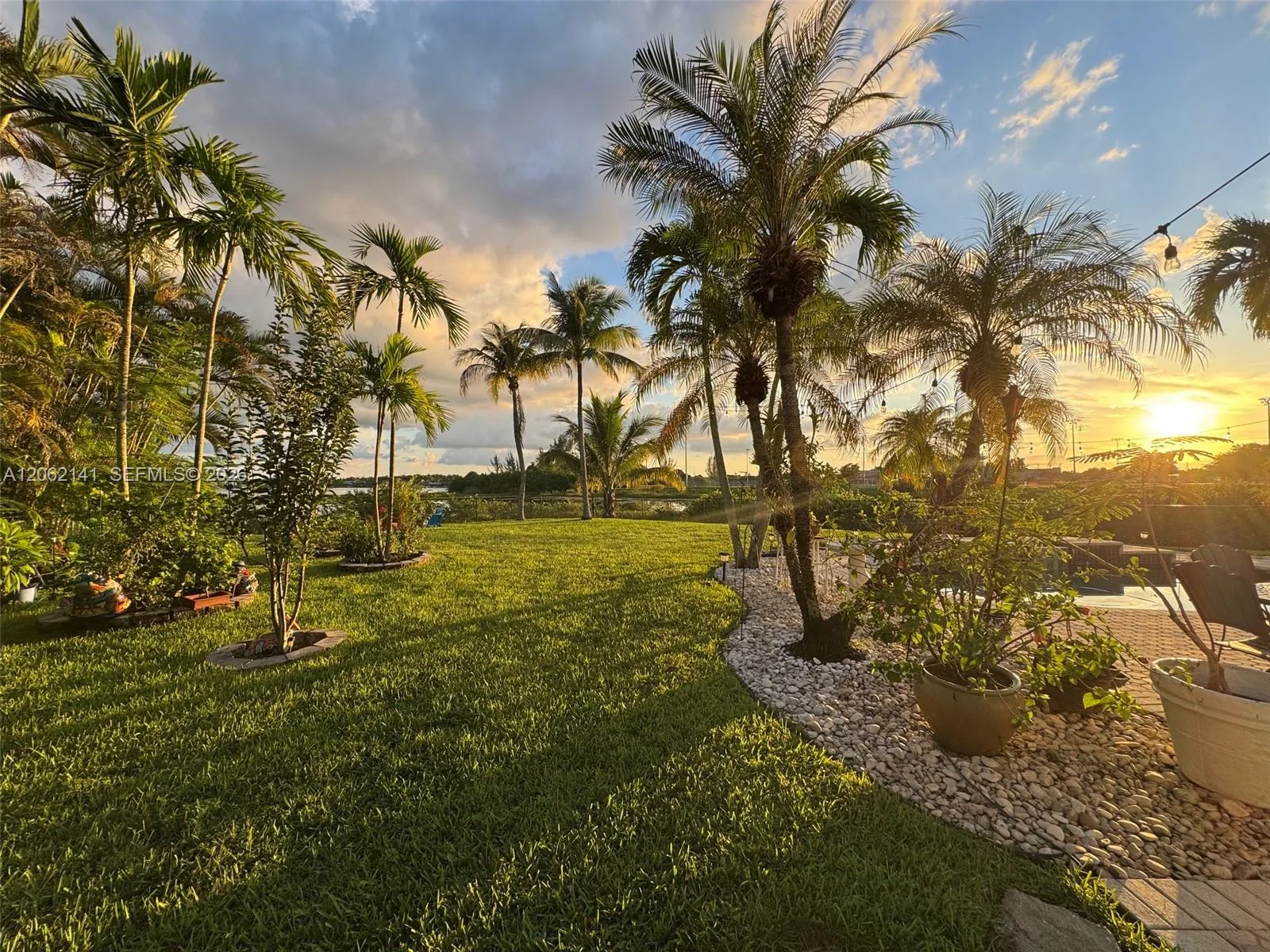 694 SW 168th Way, Pembroke Pines, FL 33027 photo 8