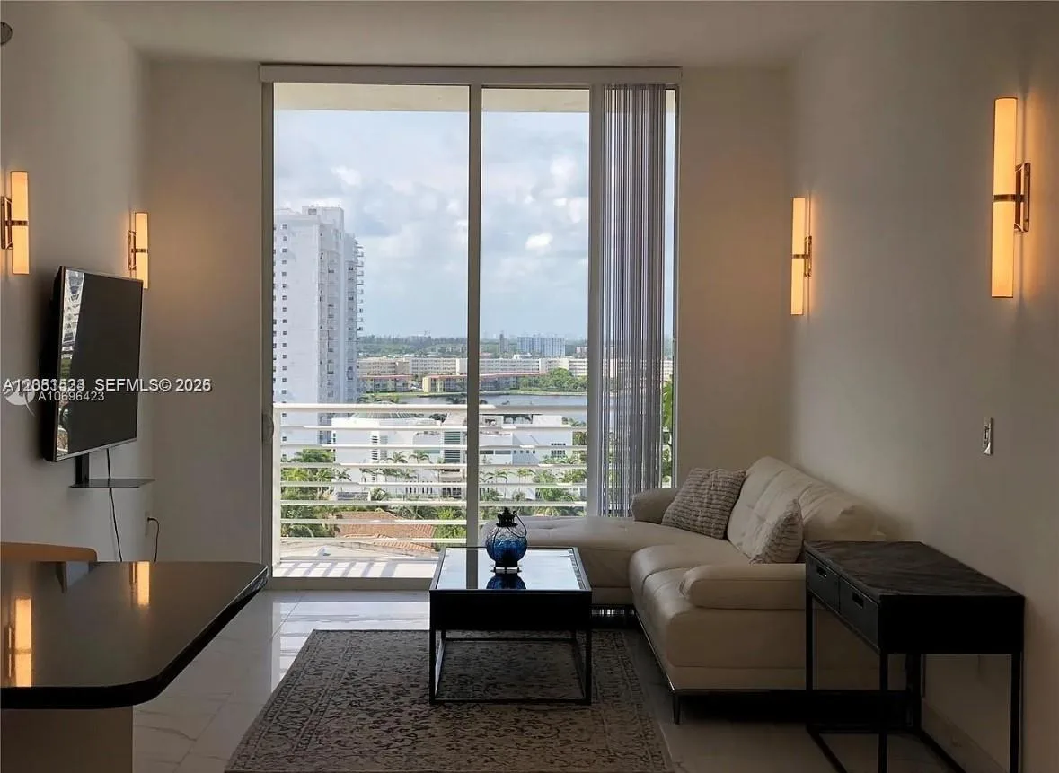 18800 NE 29th Ave # PH17, Aventura, FL 33180