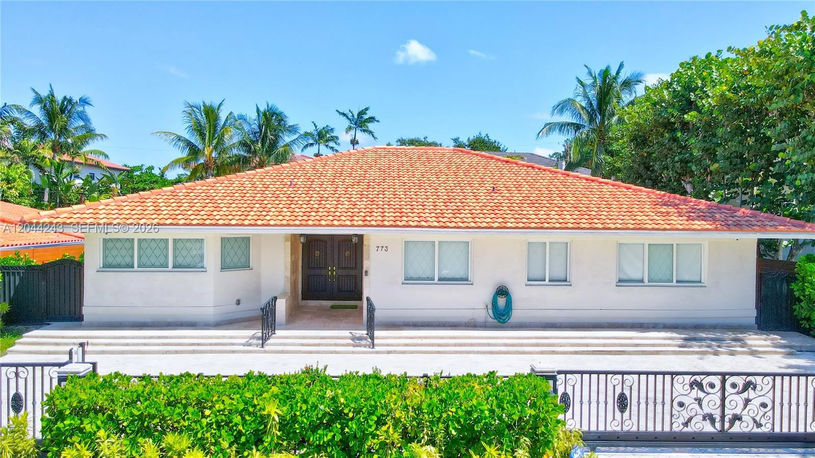 773 Woodcrest Rd, Key Biscayne, FL 33149